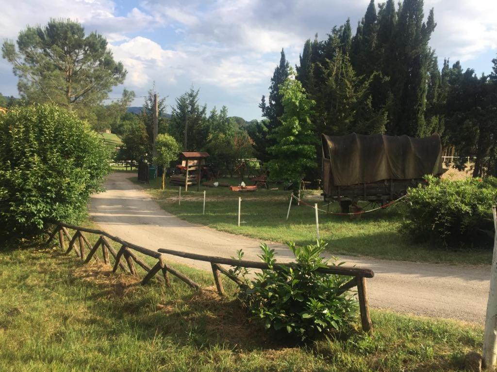 Casale Sant'Elia Bed & Breakfast Capranica Eksteriør bilde